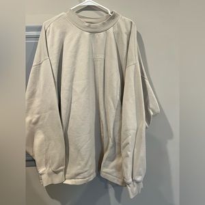 Fear of God Essentials Loose Fit Crewneck